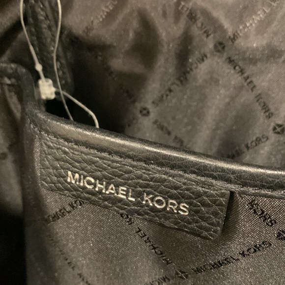 Michael Kors Large Jet Set Signature Logo Travel Backpack EUC - Picture 16 of 17